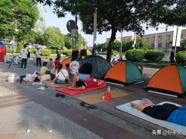 店选帐篷”:一场年轻态的旅行革命AG真人网00后十一长假“弃酒(图2) 店选帐篷”:一场年轻态的旅行革命AG真人网00后十一长假“弃酒(图2)